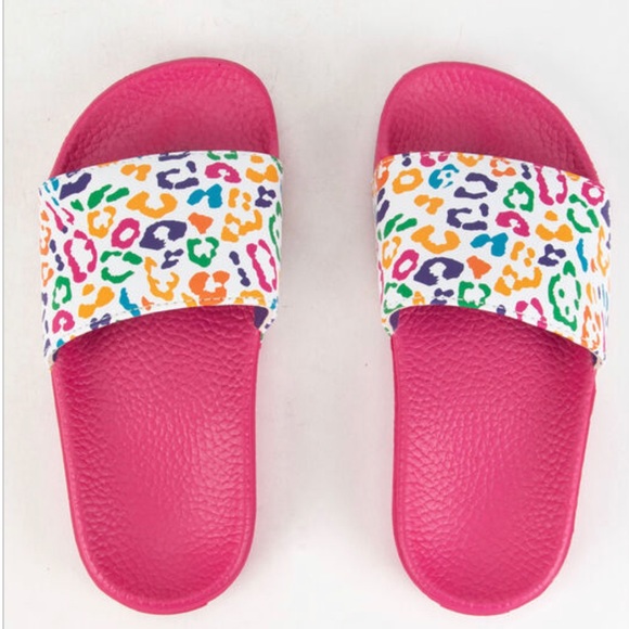 vans leopard slides